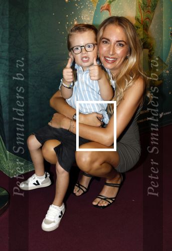 Amsterdam 7 september 2023
Premiere Cirque du soleil in het ziggo dome. Shelly Sterk zwanger met zoontje