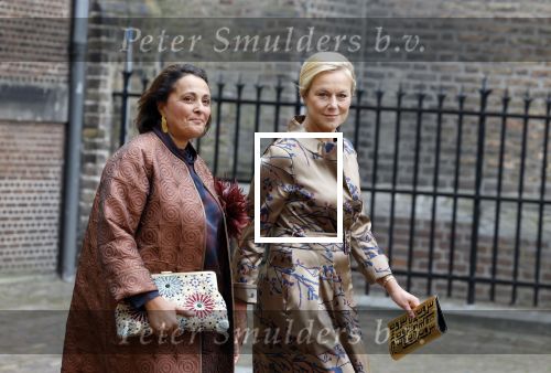 Den Haag 19 september 2023
Prinsjesdag 2023 . Aankomst van de ministers met partners en Staatsecretarissen met partners op het binnenhof. Sigrid Kaag met een kennis