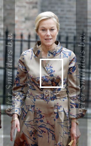 Den Haag 19 september 2023
Prinsjesdag 2023 . Aankomst van de ministers met partners en Staatsecretarissen met partners op het binnenhof. Sigrid Kaag met een kennis