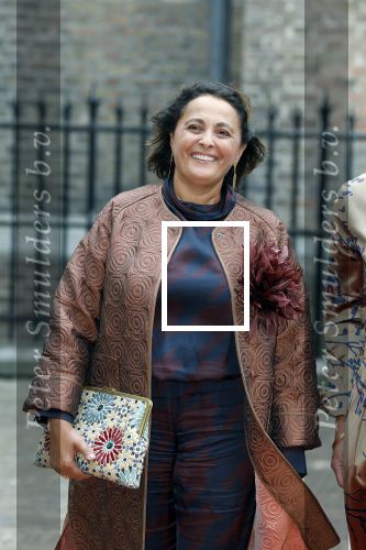 Den Haag 19 september 2023
Prinsjesdag 2023 . Aankomst van de ministers met partners en Staatsecretarissen met partners op het binnenhof. Sigrid Kaag met een kennis