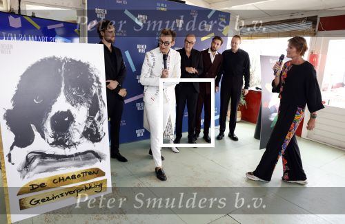 Scheveningen 26 september 2023
de familie Chabot , Bart Chabot Yolanda Chabot  Splinter Chabot  Maurits  Chabot Sebastiaan  Chabot en Storm Chabot bij presentatie boekenweek geschenk wat ze als familie hebben geschreven.