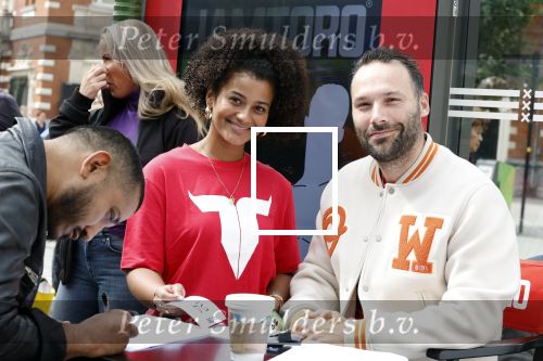 Amsterdam 2 september 2023
Everon Jackson Hooi heeft fotoshoot met zijn ondergoed merk Iamtoro op Leidseplein in het centrum van Amsterdam. Stephanie v eer