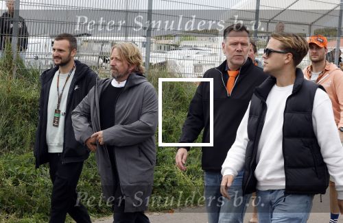 Zandvoort 27 augustus 2023
Grandprix F1 van Zandvoort gewonnen door Max Verstappen.
Sven Mislintat op weg naar de F1