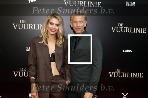 Amsterdam 11 september 2023
Premiere de Vuurlinie in Thuschinski Amsterdam .  Waldemar Torenstra en Sallie Harmsen