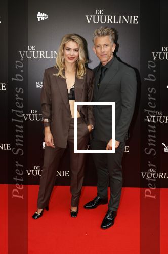 Amsterdam 11 september 2023
Premiere de Vuurlinie in Thuschinski Amsterdam .  Waldemar Torenstra en Sallie Harmsen