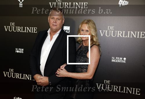 Amsterdam 11 september 2023
Premiere de Vuurlinie in Thuschinski Amsterdam .  Willem de Beukelaar met partner