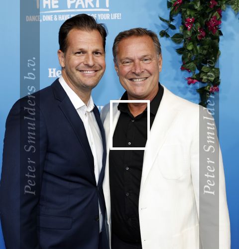 Rotterdam 27 september 2024
Premiere Mamma mia the party in  Schiecentrale. Albert Verlinde met een kennis