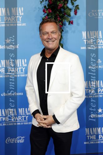 Rotterdam 27 september 2024
Premiere Mamma mia the party in  Schiecentrale. Albert Verlinde met een kennis