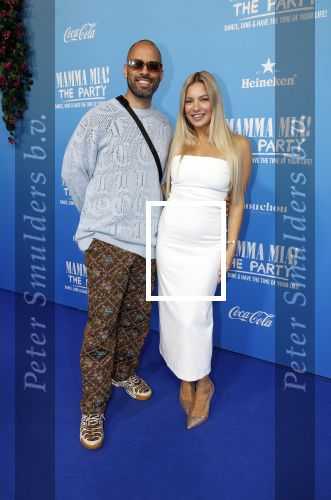 Rotterdam 27 september 2024
Premiere Mamma mia the party in  Schiecentrale.Amber Delil met partner Dj Hato