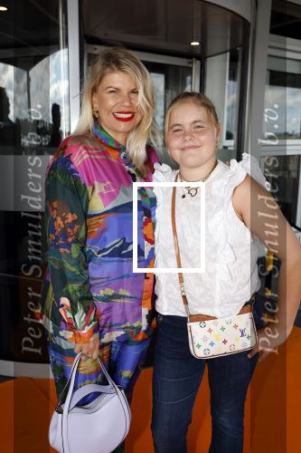Katwijk 8 september 2024
Premiere Soldaat van Oranje in de Hangaar . Annemarie Jung met dochter