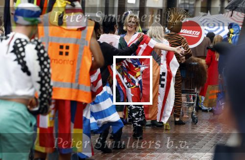 Amsterdam 3 september 2024
Opening van de Amsterdam Fashion Week AFW met een catwalk voor de Linda Foundation.
O.A. liepen mee , Worthy de Jong Winonah de Jong Dyantha Brooks Anouk Smulders Fockeline Ouwerkerk Dyanne Beekman Irene v d Laar Carolien Spoor Victoria Koblenko Zineb Fallouk Quinty Trustfull Tanja Jess Susan Visser IOris v Lunenberg Lauren Verster Marlijn Werdenburg Dani Bles Isa Hoes Anita Witzier Merel Westrik Hilmar Mulder Imanuelle Grives Vivian Slingerland (met dochter) en Hadewich Minis. Noa Vahle was aanwezig namens de Linda Foundation.