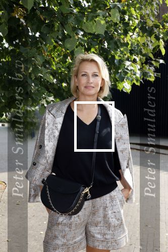 Laren 5 september 2024
Presentatie nieuwe Talkies met op de cover Leontine Ruiters  en Lonneke Nooteboom bij de Singer in Laren . Anouk Smulders