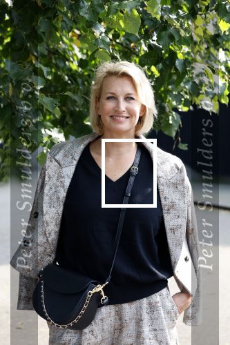 Laren 5 september 2024
Presentatie nieuwe Talkies met op de cover Leontine Ruiters  en Lonneke Nooteboom bij de Singer in Laren . Anouk Smulders