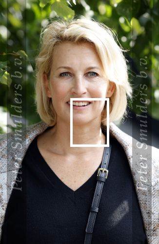 Laren 5 september 2024
Presentatie nieuwe Talkies met op de cover Leontine Ruiters  en Lonneke Nooteboom bij de Singer in Laren . Anouk Smulders