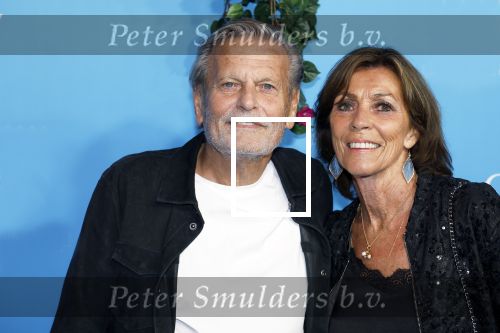 Rotterdam 27 september 2024
Premiere Mamma mia the party in  Schiecentrale.  Ouders Bas Smit