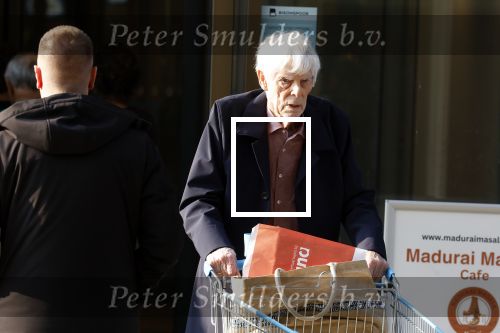 Maarssen 19 september 2024
Berend Boudewijn rijdt op zijn 88e nog auto en doet zelfstandig zijn boodschappen in het winkelcentrum van Maarssen.