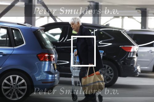 Maarssen 19 september 2024
Berend Boudewijn rijdt op zijn 88e nog auto en doet zelfstandig zijn boodschappen in het winkelcentrum van Maarssen.
