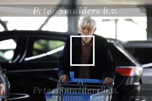 Maarssen 19 september 2024
Berend Boudewijn rijdt op zijn 88e nog auto en doet zelfstandig zijn boodschappen in het winkelcentrum van Maarssen.