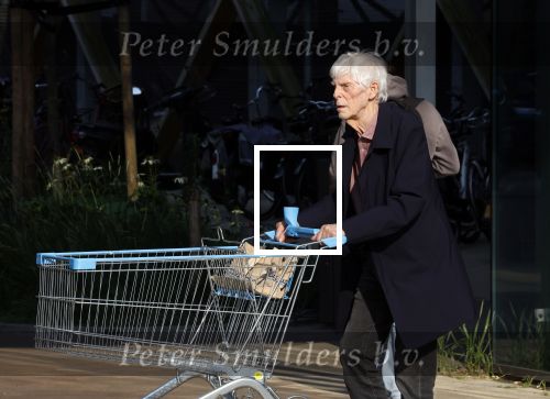 Maarssen 19 september 2024
Berend Boudewijn rijdt op zijn 88e nog auto en doet zelfstandig zijn boodschappen in het winkelcentrum van Maarssen.