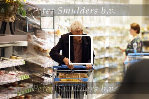 Maarssen 19 september 2024
Berend Boudewijn rijdt op zijn 88e nog auto en doet zelfstandig zijn boodschappen in het winkelcentrum van Maarssen.