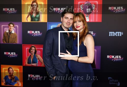Den Bosch 28 september 2024
Premiere Rokjesdag in de Brabant hallen met in de cast oa Abbey Hoes, Leo Alkemade, Brigitte Heitzer, Lykele Muus, Bertrie Wierenga en Kiefer Zwart.Daarnaast zijn er onder meer rollen weggelegd voor Sinan Eroglu, Peter Bolhuis, Tineke Schouten, Patrick Martens en Maaike Martens. Bertrie Wieringa met familie en partner Dorian Bindels