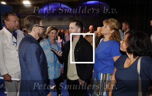 Rotterdam 27 september 2024
Premiere Mamma mia the party in  Schiecentrale. Bjorn Ulvaeus met Karin Riethoven en Frank Waals