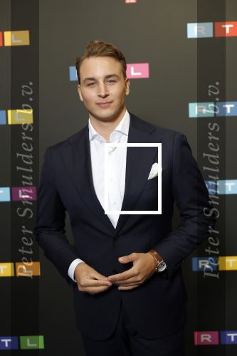 Schiphol 31 september 2024
Winterpresentatie RTL / Videoland in een tent achter Hotel v d Valk bij Schiphol . Boyan Ephraim