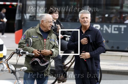 Amsterdam 16 september 2024
Oscar Hammerstein en Bram Moszkowicz na een lunch in Amsterdam zuid . Oscar is op zijn BMW Motor