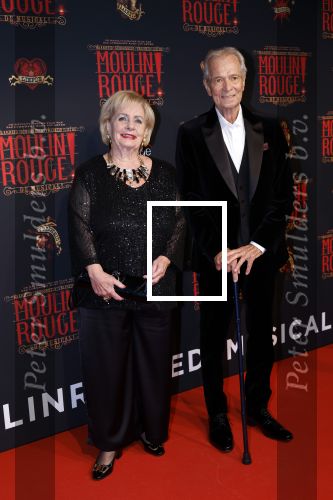 Utrecht 19 september 2024
Premiere Moulin Rouge in het Beatrix theater. Ron Boszhard met vriendin Herald Alofs en de ouders van Carlo Boszhard