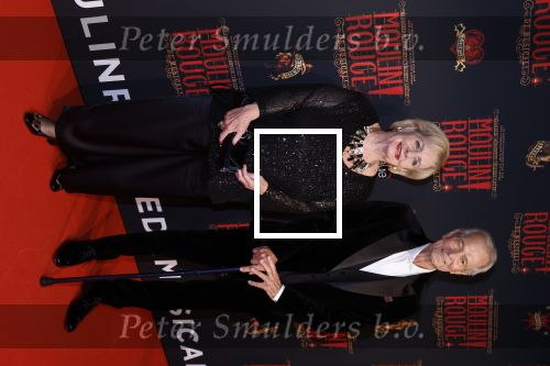 Utrecht 19 september 2024
Premiere Moulin Rouge in het Beatrix theater. Ron Boszhard met vriendin Herald Alofs en de ouders van Carlo Boszhard
