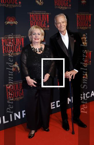 Utrecht 19 september 2024
Premiere Moulin Rouge in het Beatrix theater. Ron Boszhard met vriendin Herald Alofs en de ouders van Carlo Boszhard