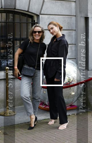 Amsterdam 5 september 2024
Modeshow Cklaes Iversen en POM Amsterdam tijdens de AFW. davy Hezemans met een colega