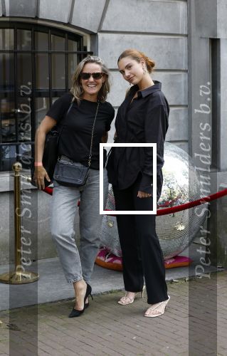 Amsterdam 5 september 2024
Modeshow Cklaes Iversen en POM Amsterdam tijdens de AFW. davy Hezemans met een colega