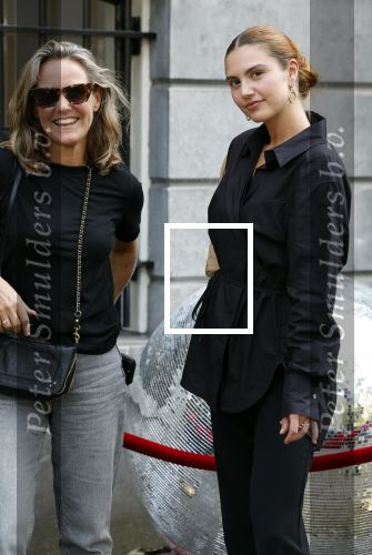 Amsterdam 5 september 2024
Modeshow Cklaes Iversen en POM Amsterdam tijdens de AFW. davy Hezemans met een colega