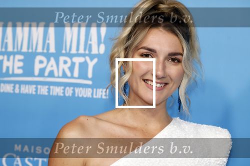Rotterdam 27 september 2024
Premiere Mamma mia the party in  Schiecentrale. Denise Speelman met een vriendin