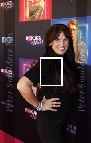 Den Bosch 28 september 2024
Premiere Rokjesdag in de Brabant hallen met in de cast oa Abbey Hoes, Leo Alkemade, Brigitte Heitzer, Lykele Muus, Bertrie Wierenga en Kiefer Zwart.Daarnaast zijn er onder meer rollen weggelegd voor Sinan Eroglu, Peter Bolhuis, Tineke Schouten, Patrick Martens en Maaike Martens. Diana v Holland