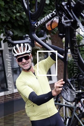 Blaricum 4 september 2024
Fietstocht met allemaal specialized S Works fietsen vanaf Blushing Blaricum van Gordon .
Oa doen mee , Winston Gerschtanowitz Louis Talpe Mark Tuitert Laurens ten Dam Roxane Knetemann Thomas v d Vlucht Johan Museeuw Thomas Dekker Ireen Wust Erben Wennemars  Joy Beune en haar partner Kjeld Nuis .