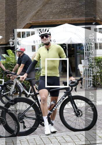 Blaricum 4 september 2024
Fietstocht met allemaal specialized S Works fietsen vanaf Blushing Blaricum van Gordon .
Oa doen mee , Winston Gerschtanowitz Louis Talpe Mark Tuitert Laurens ten Dam Roxane Knetemann Thomas v d Vlucht Johan Museeuw Thomas Dekker Ireen Wust Erben Wennemars  Joy Beune en haar partner Kjeld Nuis .