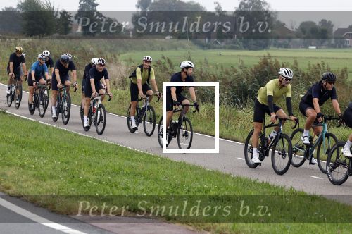 Blaricum 4 september 2024
Fietstocht met allemaal specialized S Works fietsen vanaf Blushing Blaricum van Gordon .
Oa doen mee , Winston Gerschtanowitz Louis Talpe Mark Tuitert Laurens ten Dam Roxane Knetemann Thomas v d Vlucht Johan Museeuw Thomas Dekker Ireen Wust Erben Wennemars  Joy Beune en haar partner Kjeld Nuis .