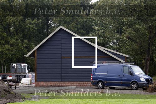 Noordwijkerhout 27 september 2024
Maxime Meiland en Leroy hebben vandaag de eerste paal van hun huis geslagen . Er zijn ook twee extra grote schuren geplaatst