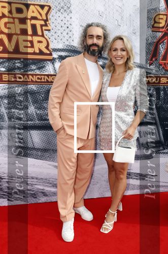 Den Bosch 29 september 2024
Premiere Saturday night fever in de Parade in Den Bosch . Fons v Rongen met ...