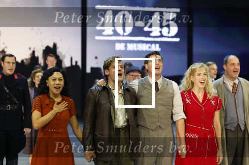 Barneveld 21 september 2024
Premiere Musical 40-45 met in de hoofdrollen Soy Kroon Dorian Bindels Niniane Everaert Gaia Aikman Babette v Veen Sjoerd Pleijsier en Kees Boot .