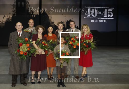 Barneveld 21 september 2024
Premiere Musical 40-45 met in de hoofdrollen Soy Kroon Dorian Bindels Niniane Everaert Gaia Aikman Babette v Veen Sjoerd Pleijsier en Kees Boot .
