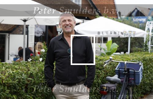 Blaricum 4 september 2024
Fietstocht met allemaal specialized S Works fietsen vanaf Blushing Blaricum van Gordon .
Oa doen mee , Winston Gerschtanowitz Louis Talpe Mark Tuitert Laurens ten Dam Roxane Knetemann Thomas v d Vlucht Johan Museeuw Thomas Dekker Ireen Wust Erben Wennemars  Joy Beune en haar partner Kjeld Nuis .