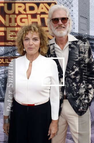 Den Bosch 29 september 2024
Premiere Saturday night fever in de Parade in Den Bosch . henriette Tol met partner Rob Snoek