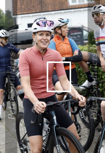 Blaricum 4 september 2024
Fietstocht met allemaal specialized S Works fietsen vanaf Blushing Blaricum van Gordon .
Oa doen mee , Winston Gerschtanowitz Louis Talpe Mark Tuitert Laurens ten Dam Roxane Knetemann Thomas v d Vlucht Johan Museeuw Thomas Dekker Ireen Wust Erben Wennemars  Joy Beune en haar partner Kjeld Nuis .