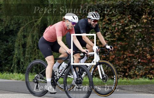 Blaricum 4 september 2024
Fietstocht met allemaal specialized S Works fietsen vanaf Blushing Blaricum van Gordon .
Oa doen mee , Winston Gerschtanowitz Louis Talpe Mark Tuitert Laurens ten Dam Roxane Knetemann Thomas v d Vlucht Johan Museeuw Thomas Dekker Ireen Wust Erben Wennemars  Joy Beune en haar partner Kjeld Nuis .