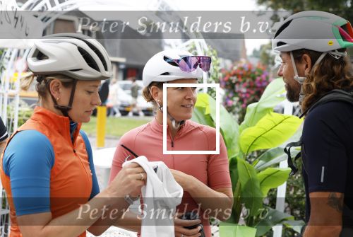 Blaricum 4 september 2024
Fietstocht met allemaal specialized S Works fietsen vanaf Blushing Blaricum van Gordon .
Oa doen mee , Winston Gerschtanowitz Louis Talpe Mark Tuitert Laurens ten Dam Roxane Knetemann Thomas v d Vlucht Johan Museeuw Thomas Dekker Ireen Wust Erben Wennemars  Joy Beune en haar partner Kjeld Nuis .
