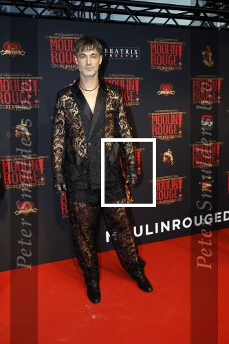 Utrecht 19 september 2024
Premiere Moulin Rouge in het Beatrix theater. jan kooijman met zijn vrouw