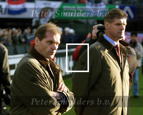 Rotterdam, 20 december 1998
Jan Wouters met zijn assistent Heini Otto


FOTO PETER SMULDERS BV